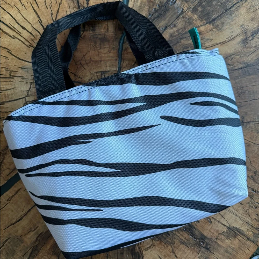 Zebra Print Insulated Lunchbag